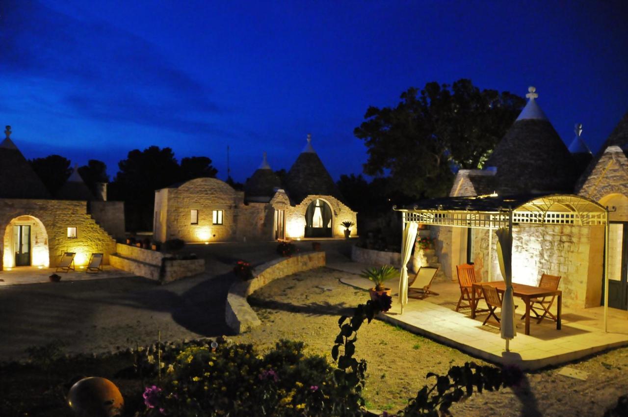 Aparthotel Trulli Vulés Ostuni Esterno foto