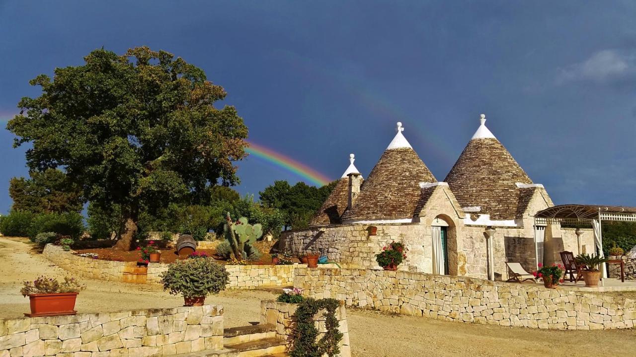 Aparthotel Trulli Vulés Ostuni Esterno foto